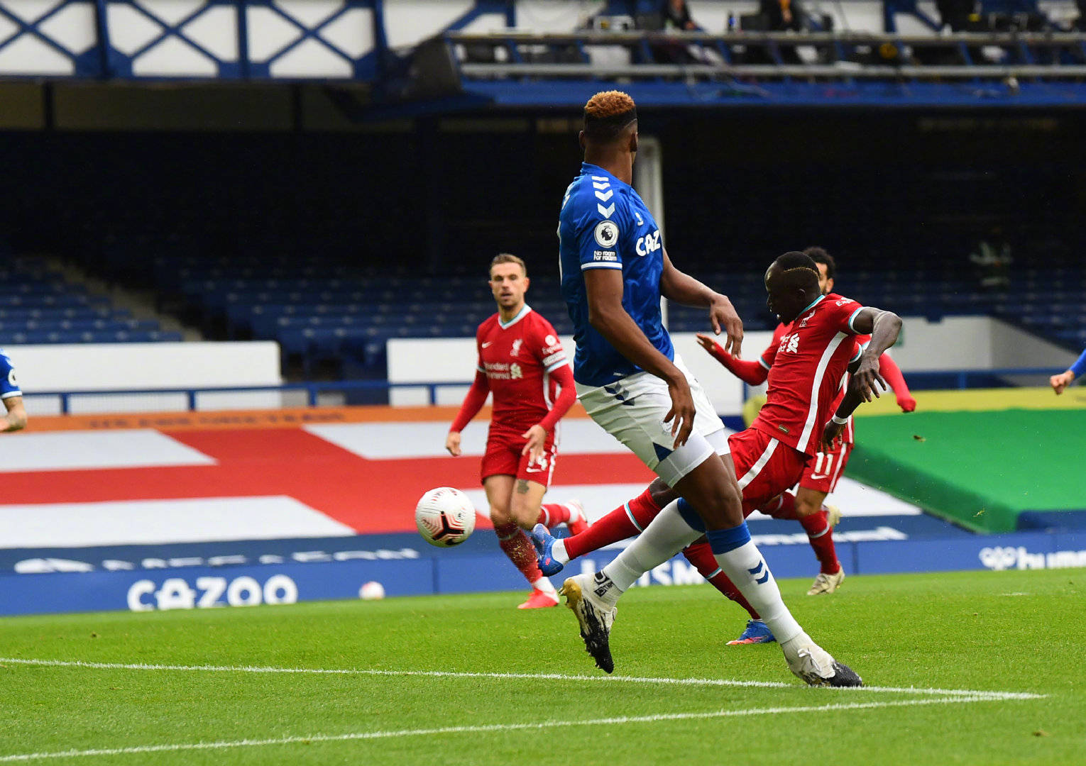 这一反差揭 这一反差揭